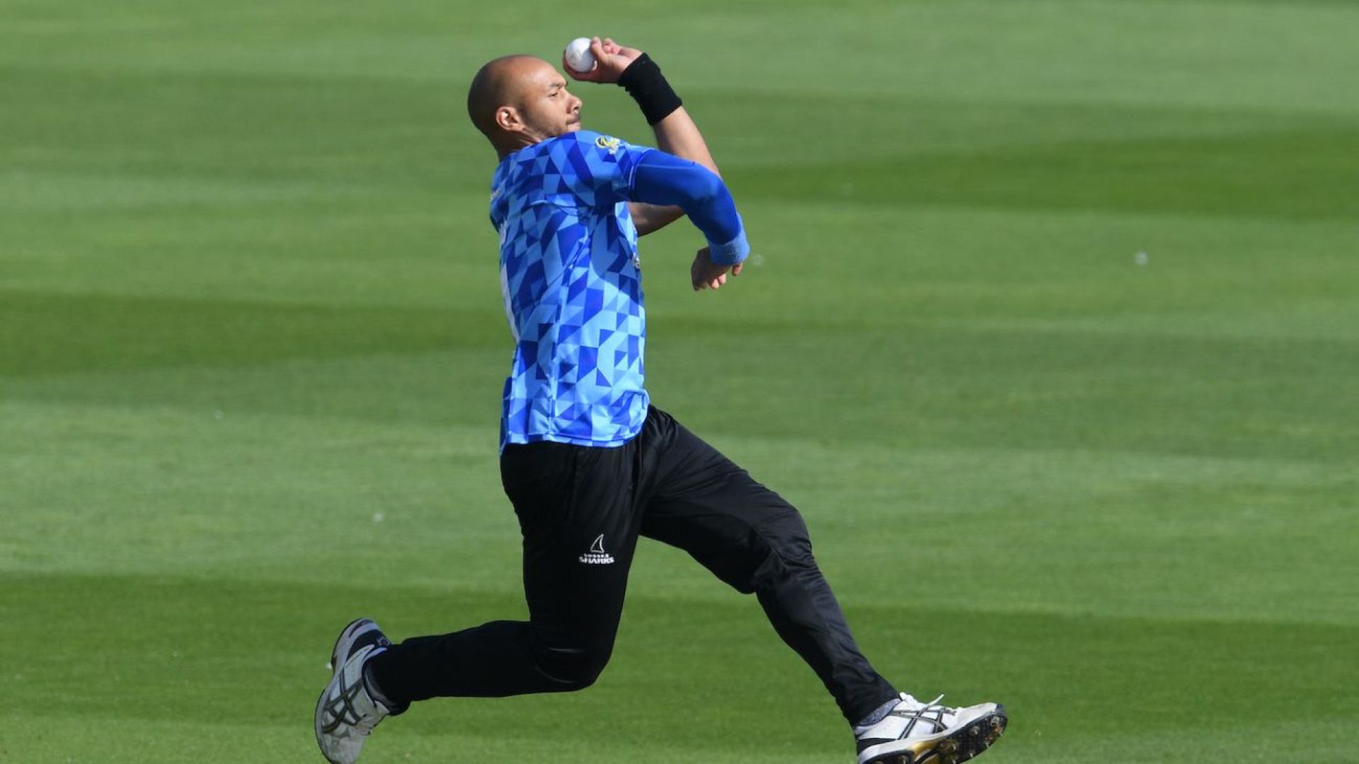 Tymal Mills back as England name preliminary squad for World T20