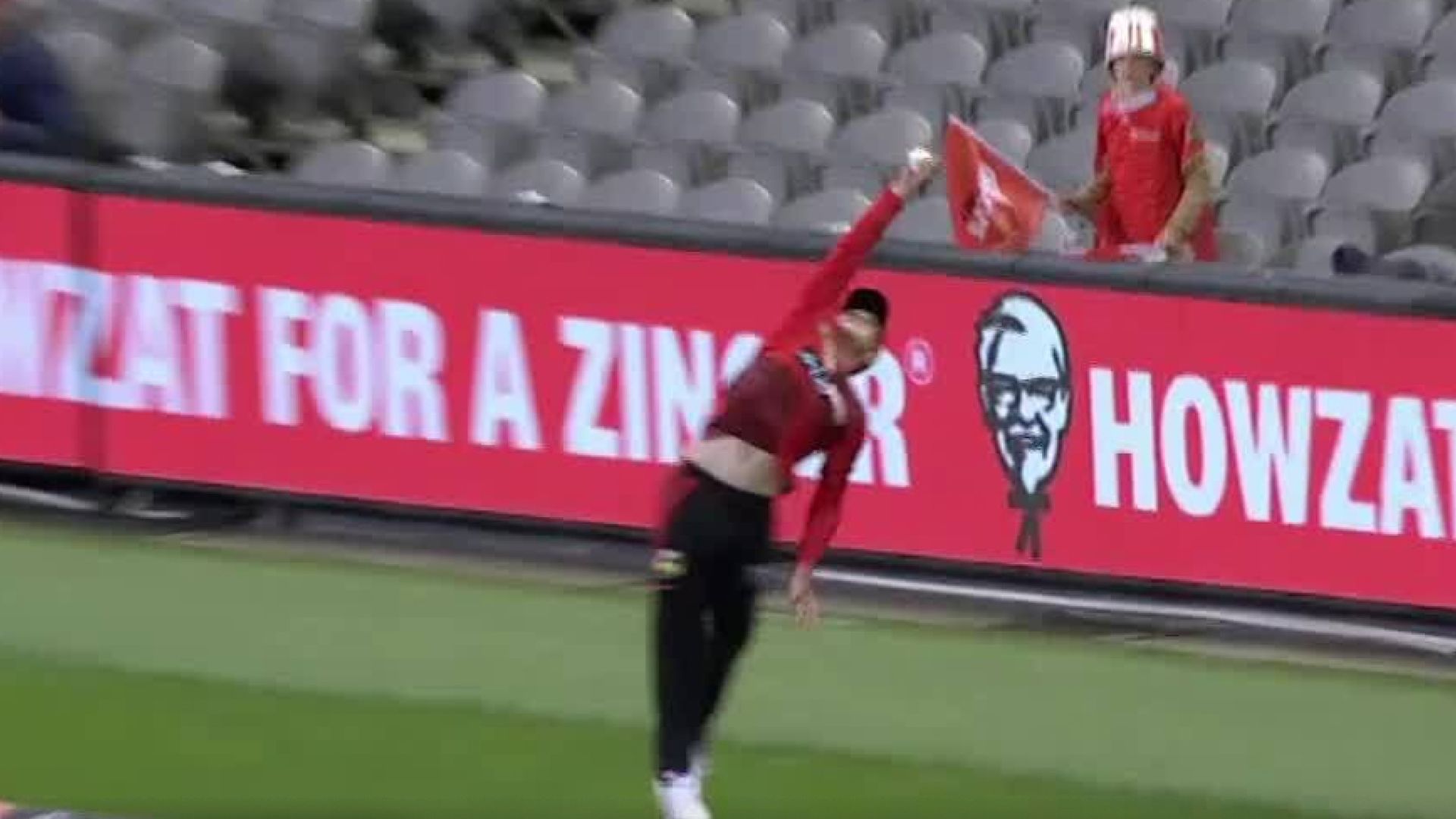 Watch | Melbourne Renegades’ Jake Fraser-McGurk plucks a blinder on the boundary in BBL 11