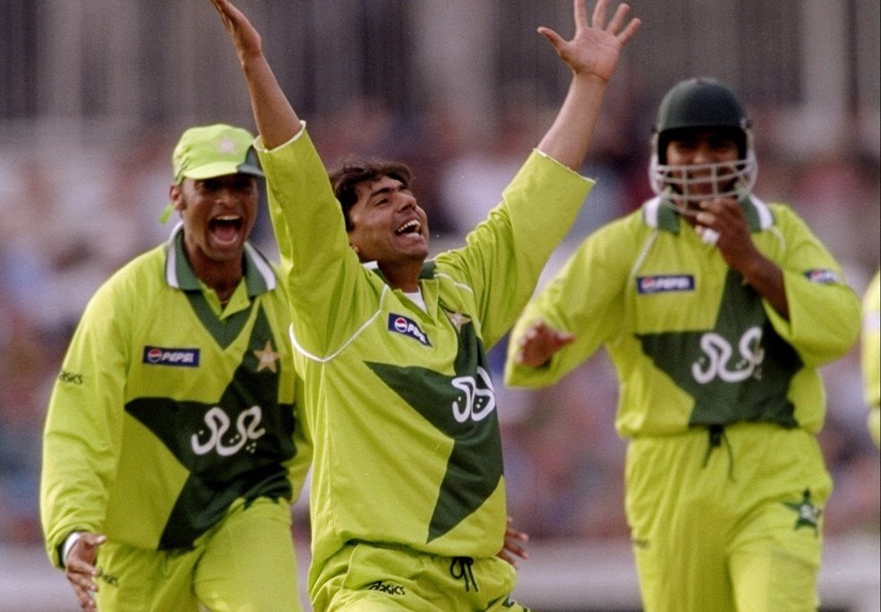 #OTD in 1999 | Saqlain Mushtaq became the second player to grab two hat-tricks in ODIs