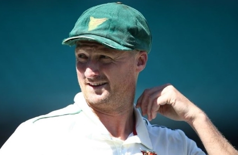 Australian veteran signs in the County Championship with Kent