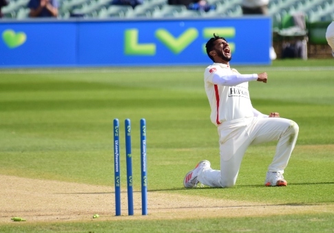 County Championship 2022 | Hasan Ali claims six wickets as Lancashire gain advantage over Gloucestershire
