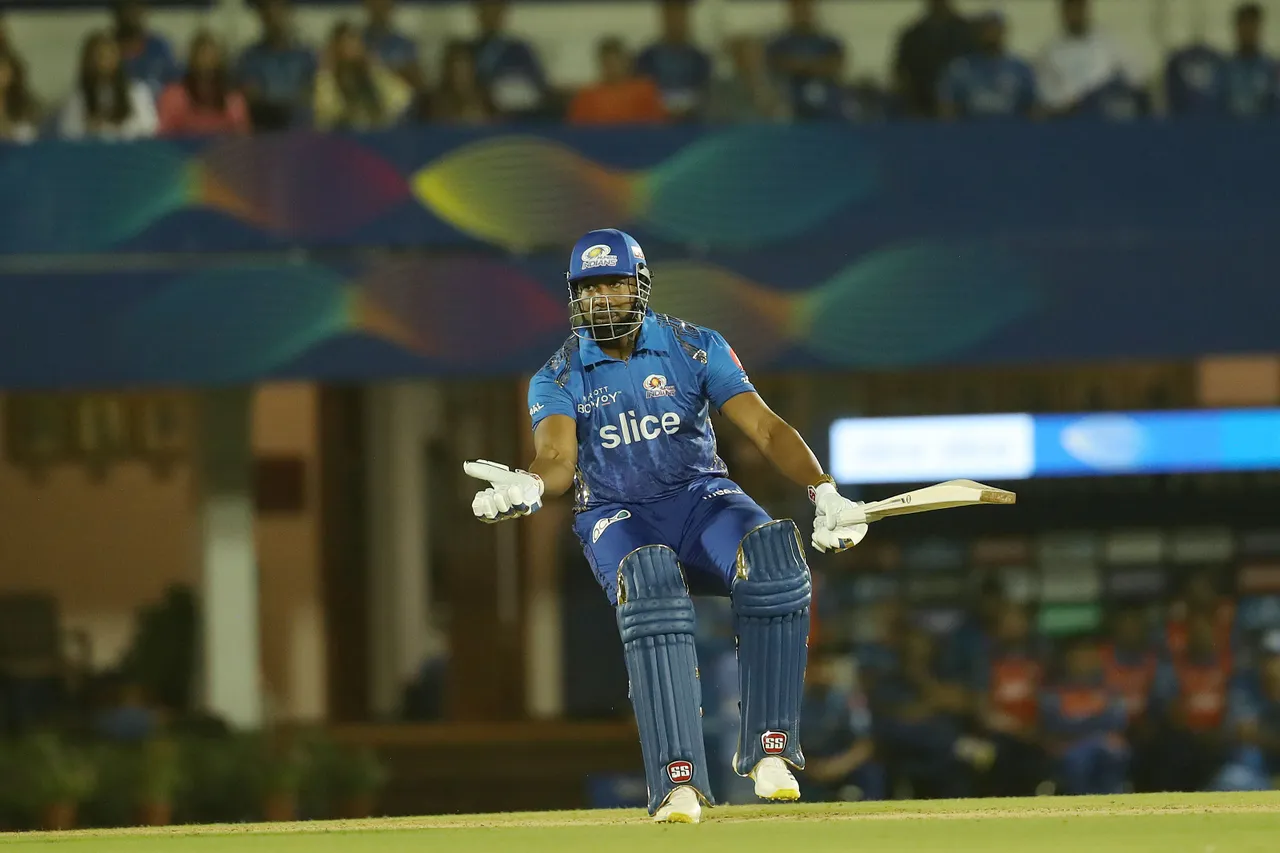 IPL 2022 | 'Some 'reinvention' can help prolong Pollard's stint with MI' - Ian Bishop 