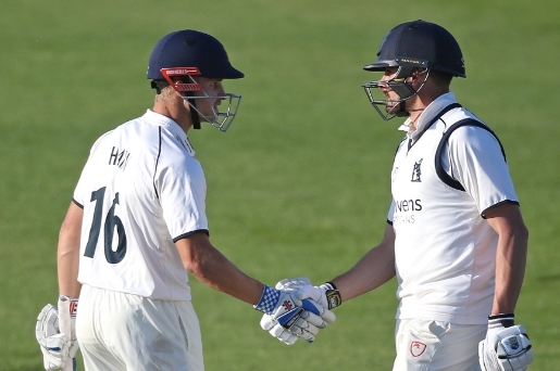 County Championship 2022 | Sam, Rhodes seal an unlikely draw for Warwickshire
