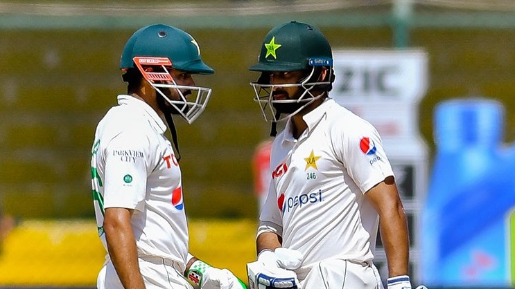 PAK vs AUS | Babar-Shafique keep visitors at bay with steady partnership at Tea