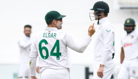 Elgar defends his team, asks Bangladesh "to harden up" amid sledging allegations