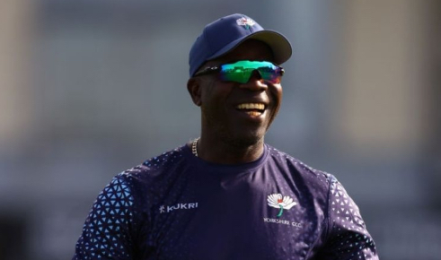 Reports: Ottis Gibson rules himself out of England's Test coach race