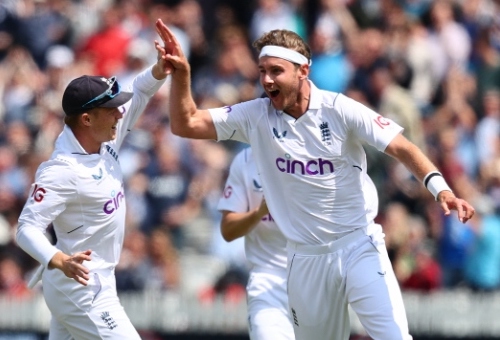 Stuart Broad says Brendon McCullum's strategy in England Test cricket will stay