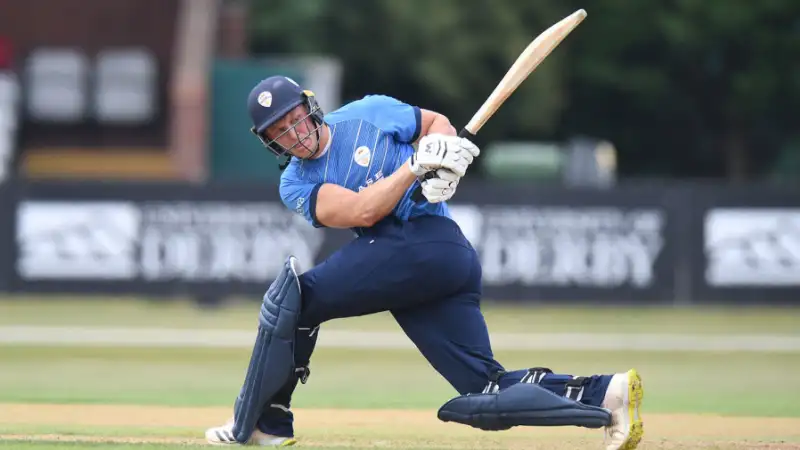 Tom Wood set for Derbyshire return after serving a doping ban