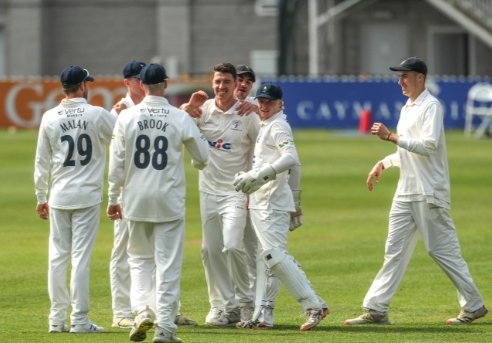 Ottis Gibson delighted with Yorkshire's six wicket win over Gloucestershire