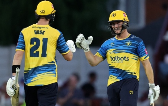 T20 Blast | Chris Lynn’s knock in vain as Warwickshire win high-scoring encounter