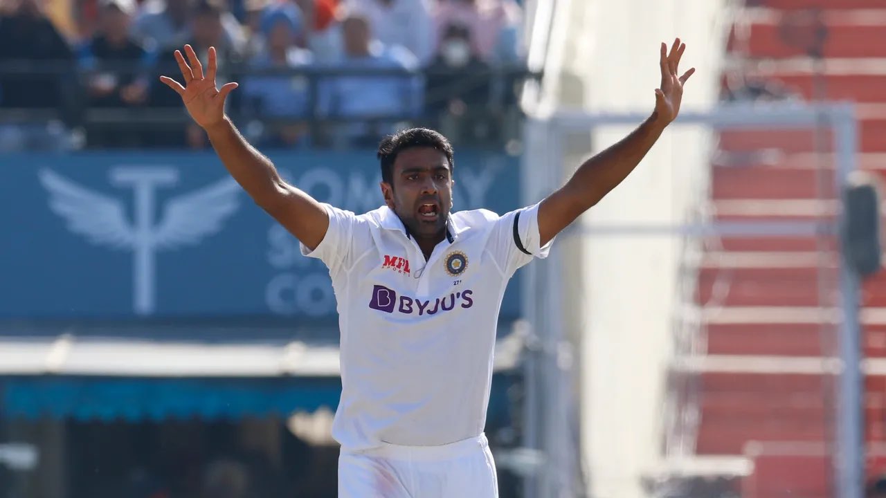 “Why should I hold the second position from him?” - Kapil Dev on Ashwin’s milestone 