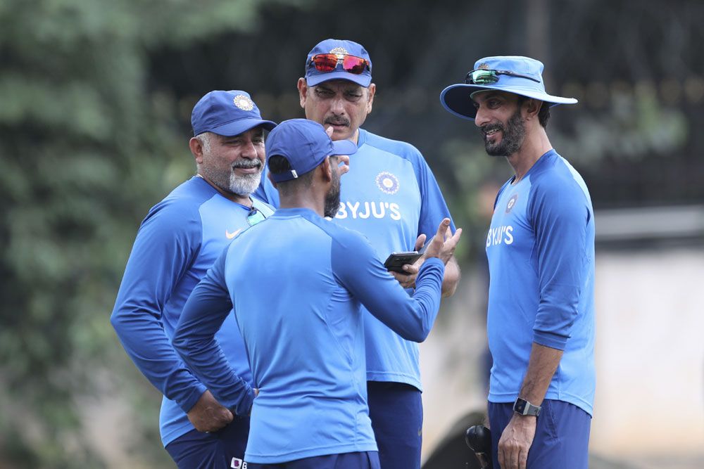 Team India to have new coaches; Ravi Shastri, Bharat Arun, R Sridhar to parts ways after World T20