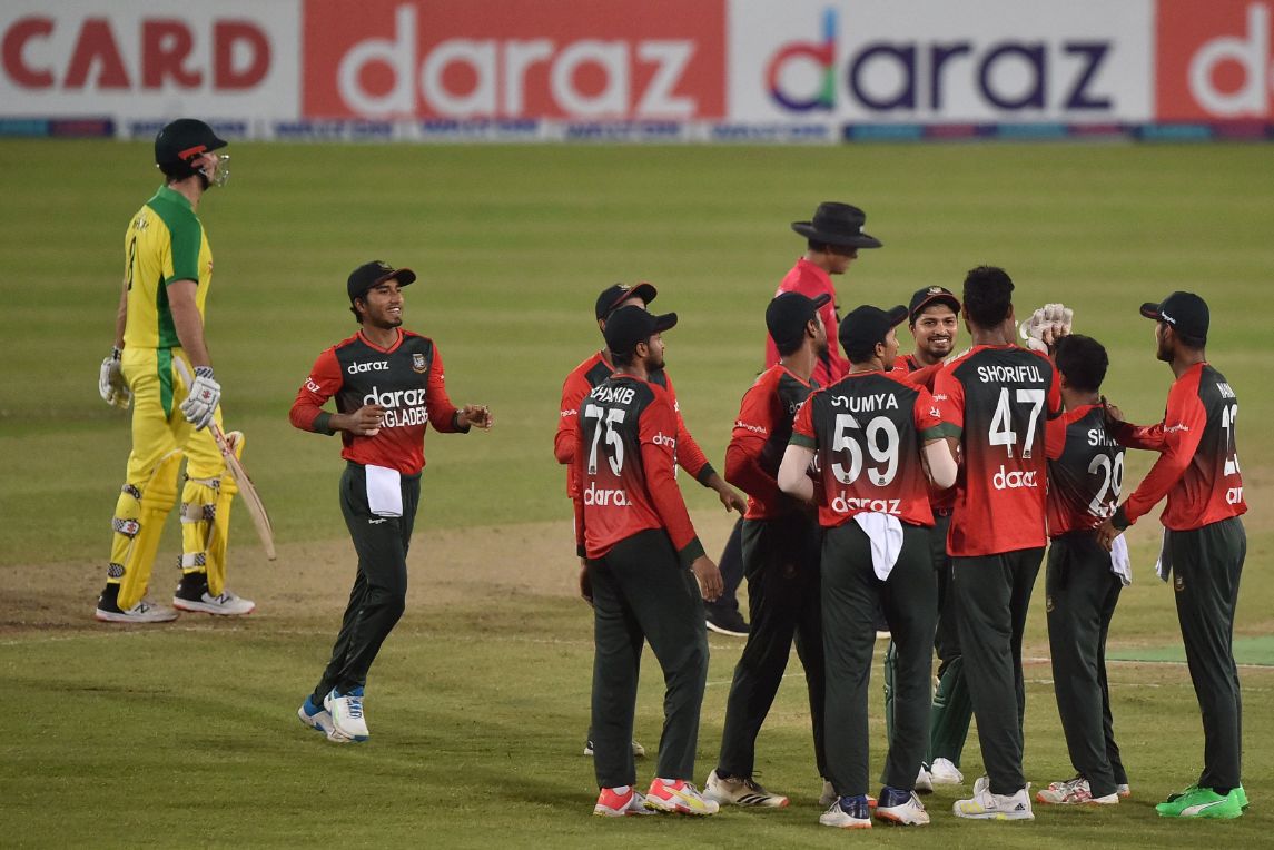 Bangladesh script history, thrash listless Australia to win first ever series against them