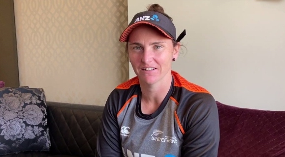 Katey Martin announces retirement from international cricket