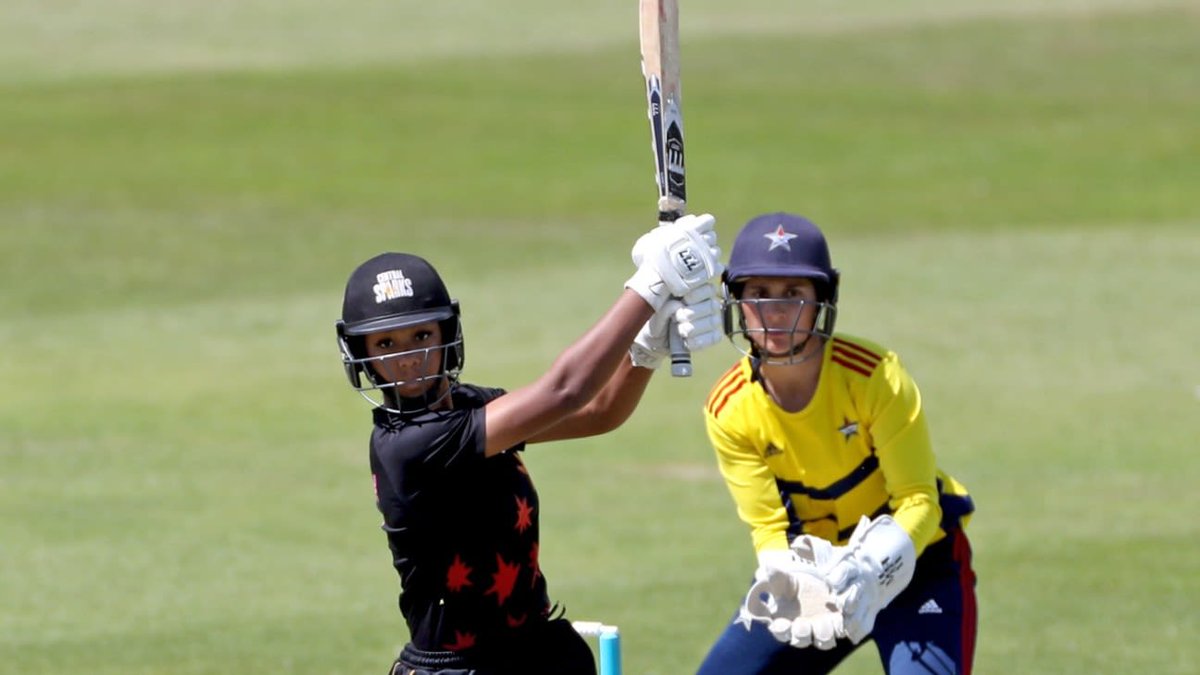Women’s Hundred | Davina Perrin becomes the youngest signed player in the Tournament