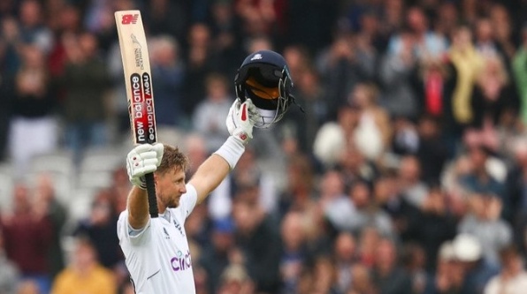 "An all-time great"- Ganguly lauds Root following his record-breaking knock