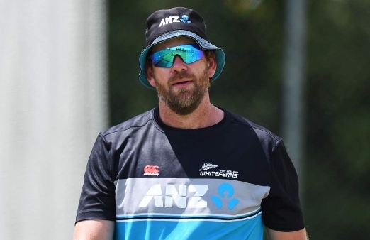 Assistant coach Jacob Oram returns home; New Zealand suffer injury scare