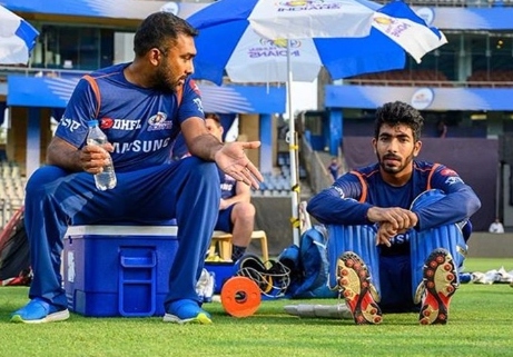 Mahela Jayawardene applauds Jasprit Bumrah ahead of the rescheduled Test