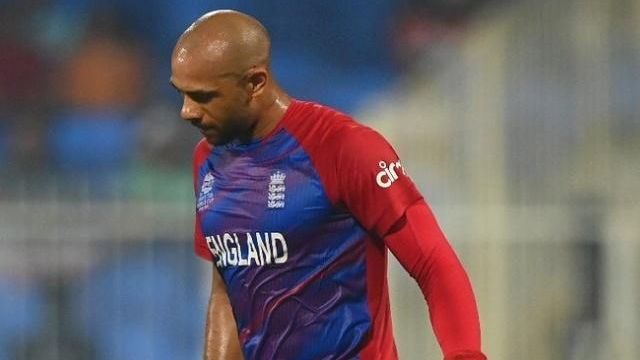 T20 World Cup | ENG vs SL: Tymal Mills leaves field after hurting quad 