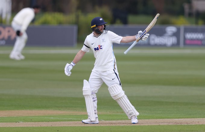 County Championship 2022 | Adam Lyth's century pushes Surrey on the backfoot against Yorkshire 