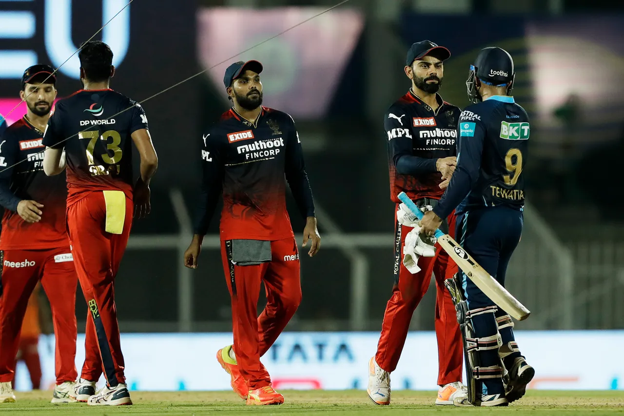 IPL 2022 | RCB vs GT | Match 67 Preview, Prediction, Probable XI, CREX XI