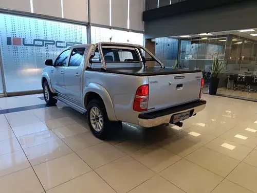 Toyota Hilux Pick-Up 3.0 Cd Srv Cuero 171cv 4x2 2014