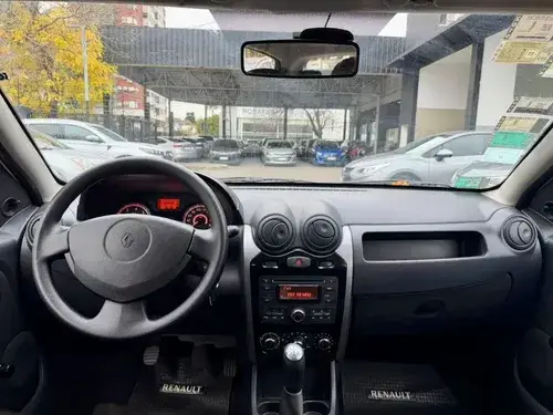 Renault Sandero 1.6 8V PACK L11 2011