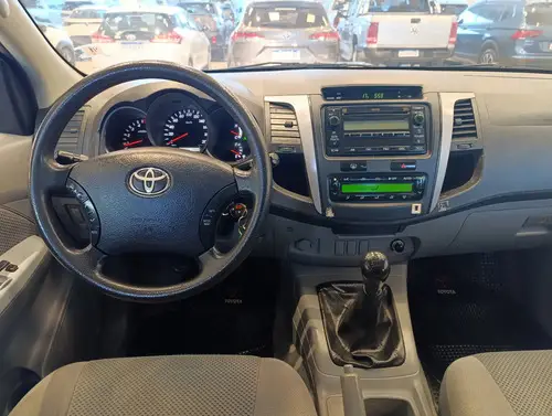 Toyota Hilux Pick-Up 3.0 Cd Srv I 171cv 4x2 2011