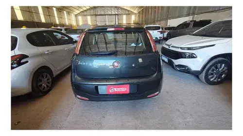 Fiat Punto 1.4 Attractive C/radio Integrada 2015
