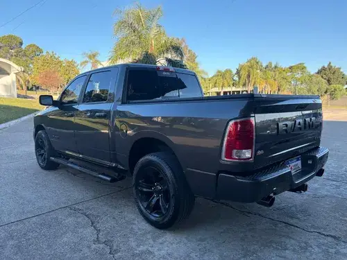RAM 1500 5.7 Laramie At8 4X4 2024