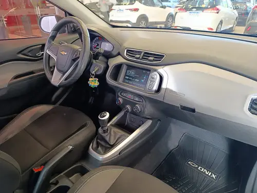 Chevrolet Onix 1.4 Lt 98cv 2019