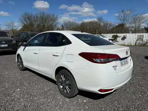 Toyota Yaris XLS 1.5 CVT 2021
