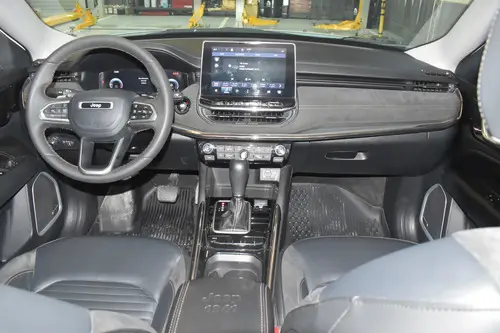 Jeep Commander 2.0 Td380 At9 4x4 7pas Limited 2024