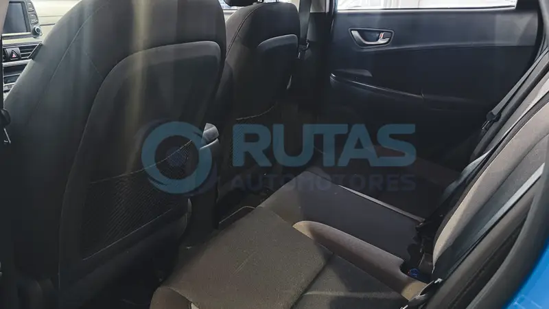 Hyundai KONA 2WD STYLE 2021