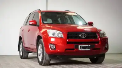 Toyota RAV4 2.4 4x2 At 2011