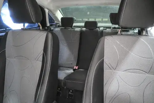 Ford Fiesta Kinetic 1.6 Sedan S 120cv 2014