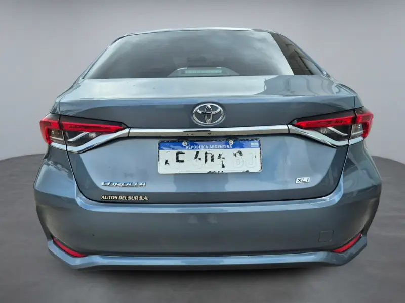 Toyota Corolla 2.0 XLI MT 2023 2022
