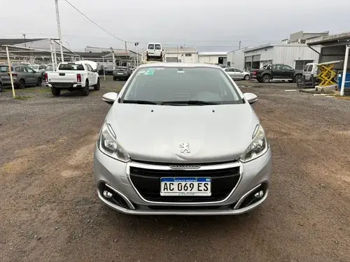Peugeot 208 ALLURE 1.6 2018