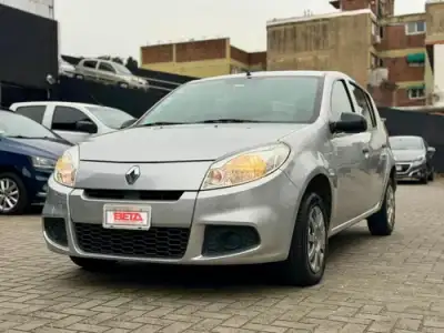 Renault Sandero 1.6 8V PACK L11 2011