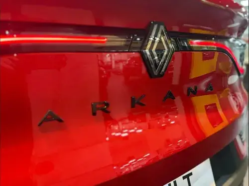 Renault Arkana 1.3 TCE E-TECH HYBRID ESPRIT ALPINE EDC 2026