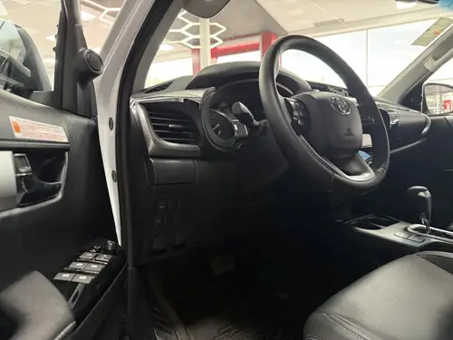 Toyota Hilux Pick-Up 2.8 Cd Srv 204Cv 4X4 At 2026