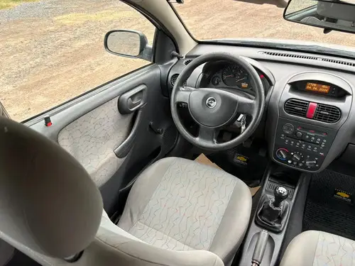 Chevrolet Corsa II 5 P GL AA DIR GAS 1.8 2007