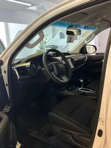 Toyota Hilux Pick-Up 2.8 Cd Srv 204Cv 4X4 At 2025