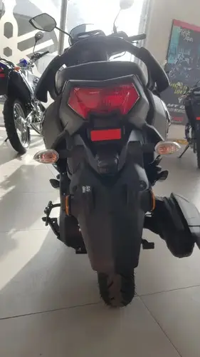 Ray Zr 125 Scooters 2024