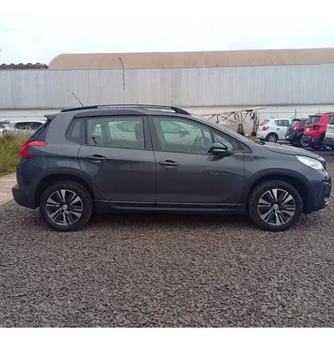 Peugeot 2008 1.6 Feline 2021