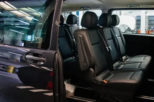 Mercedes-Benz Vito 1.9 119 Cdi Tourer Pasajeros 9+1 At 2025