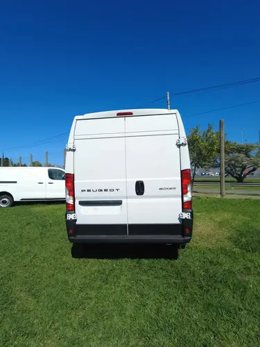 Peugeot Boxer 2.2 Hdi L2H2 140 2026