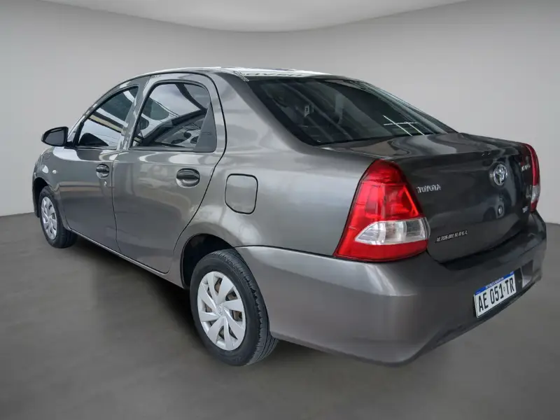 Toyota Etios X 1.5 6M/T 4P 2020