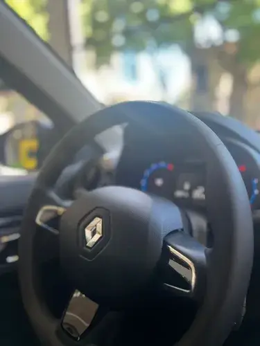 Renault Kwid 1.0 Sce 66Cv Iconic Bitono 2025