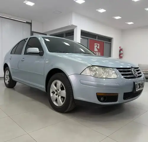Volkswagen Bora 1.9 Trendline I 100cv 2011